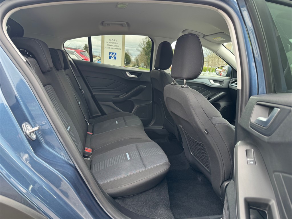 Used Ford Focus 2023 for sale - 77679133: Photo 9