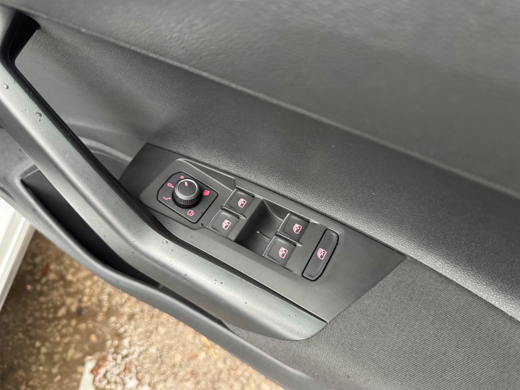 Used Volkswagen Polo 2018 for sale - 76971641: Photo 25