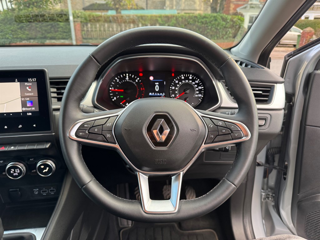 Used Renault Captur 2020 for sale - 76684493: Photo 10