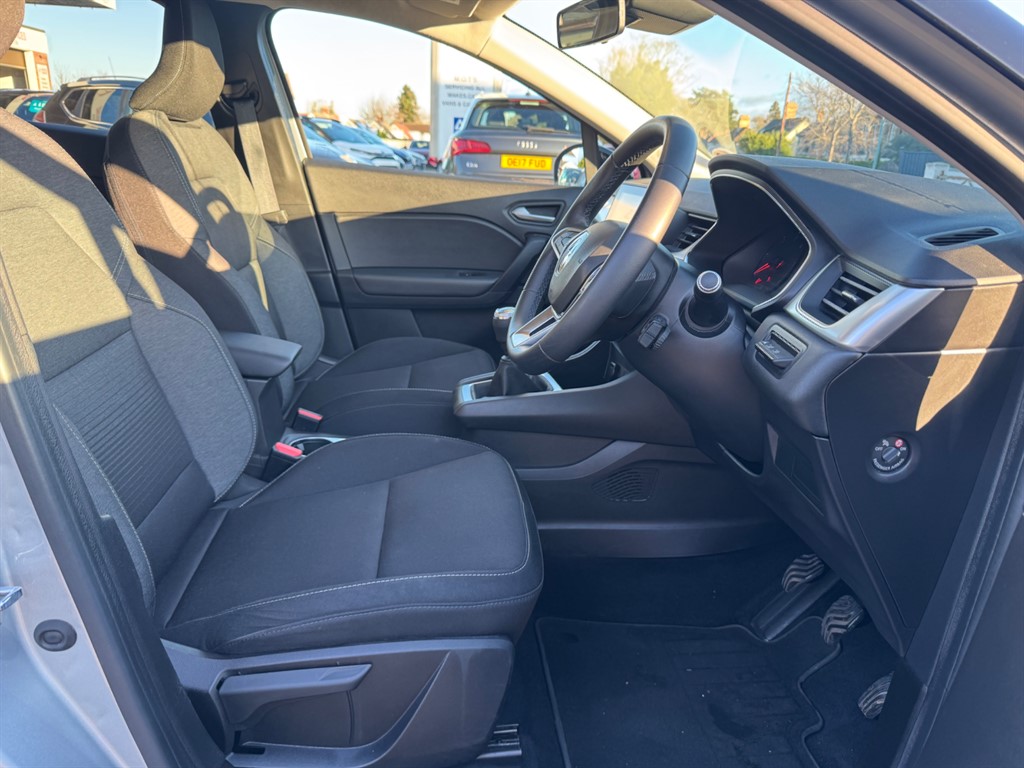 Used Renault Captur 2020 for sale - 76684493: Photo 30