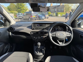 Used Hyundai i10 2021 for sale - 78370693: Photo