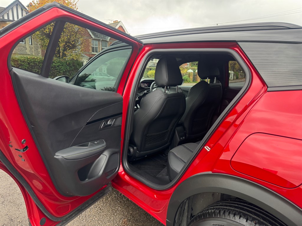 Used Peugeot 2008 2021 for sale - 76544653: Photo 33