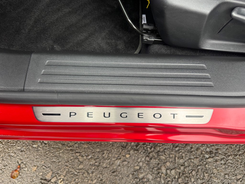 Used Peugeot 2008 2021 for sale - 76544653: Photo 35