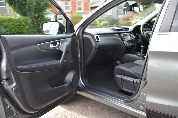 Used Nissan Qashqai 2017 for sale - 76221947: Photo 38