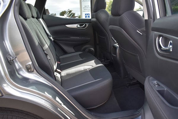 Used Nissan Qashqai 2017 for sale - 76221947: Photo 4