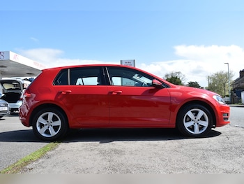 Used Volkswagen Golf 2015 for sale - 78233122: Photo