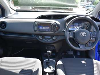 Used Toyota Yaris 2017 for sale - 75252599: Photo