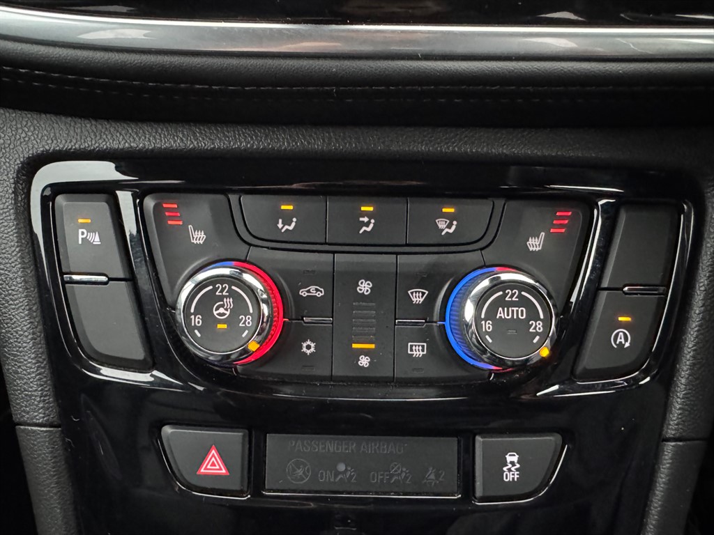 Used Vauxhall Mokka X 2018 for sale - 76780501: Photo 16