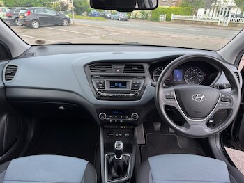 Used Hyundai i20 2016 for sale - 78476208: Photo