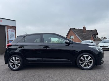 Used Hyundai i20 2016 for sale - 78476208: Photo