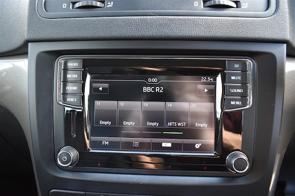 Used Skoda Yeti 2015 for sale - 75715491: Photo 14