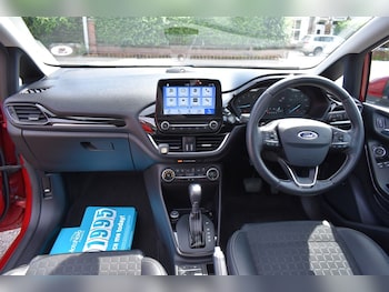 Used Ford Fiesta 2017 for sale - 75570048: Photo