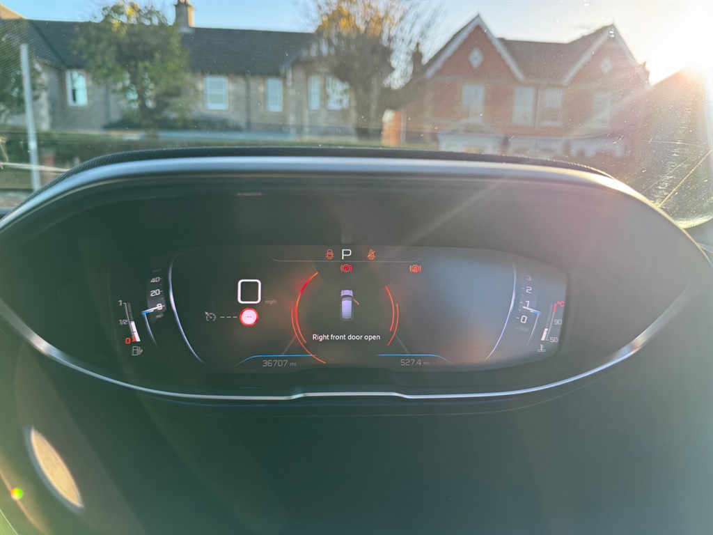 Used Peugeot 3008 2023 for sale - 76557109: Photo 20