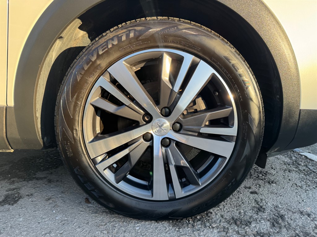 Used Peugeot 3008 2023 for sale - 76557109: Photo 25