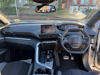 Used Peugeot 3008 2023 for sale - 76557109: Photo