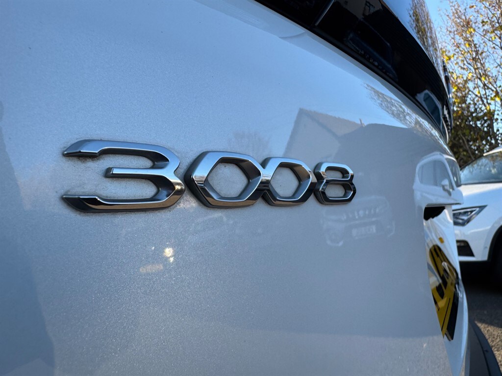 Used Peugeot 3008 2023 for sale - 76557109: Photo 30
