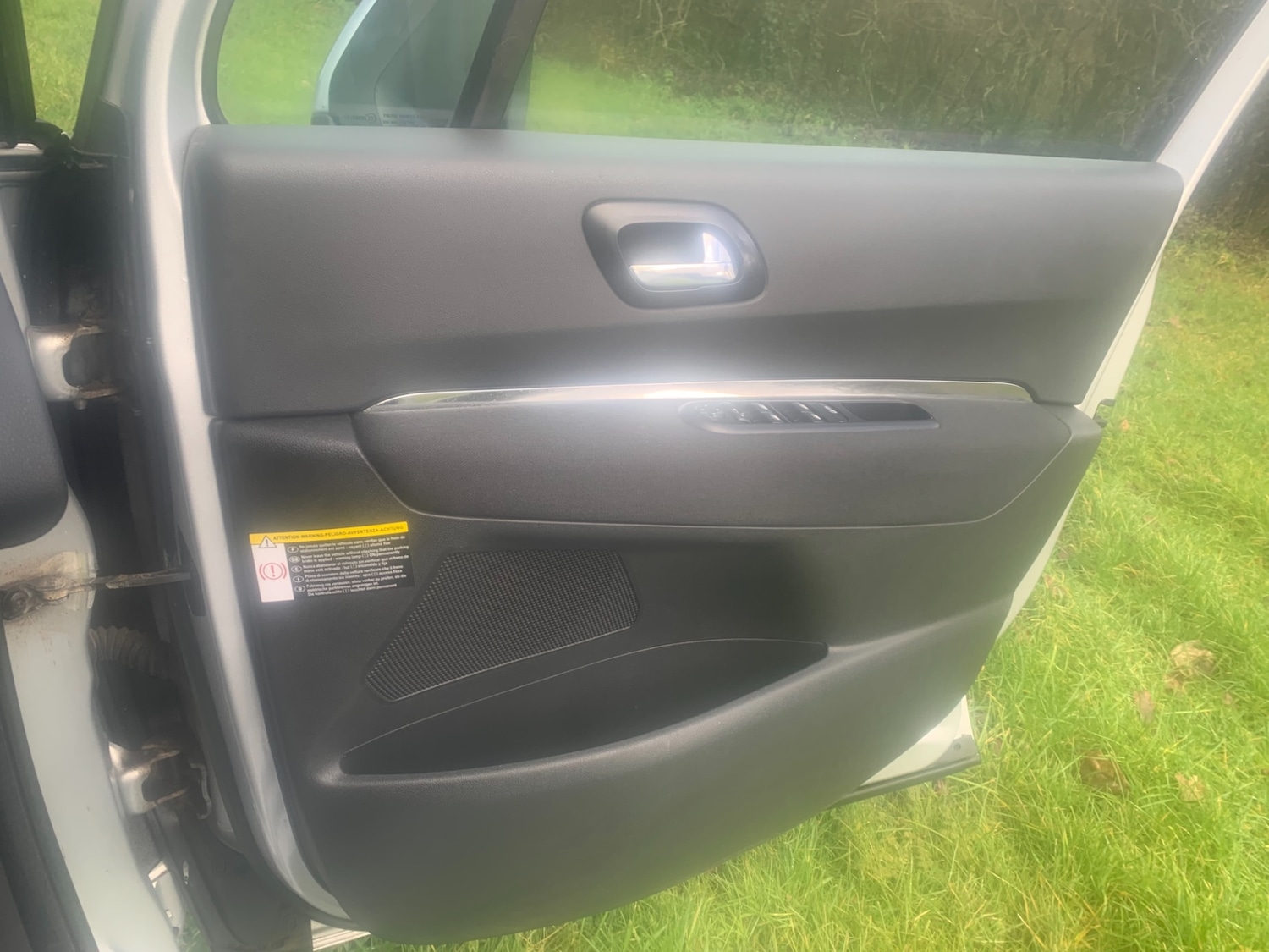 Used Peugeot 5008 2013 for sale - 77261841: Photo 8