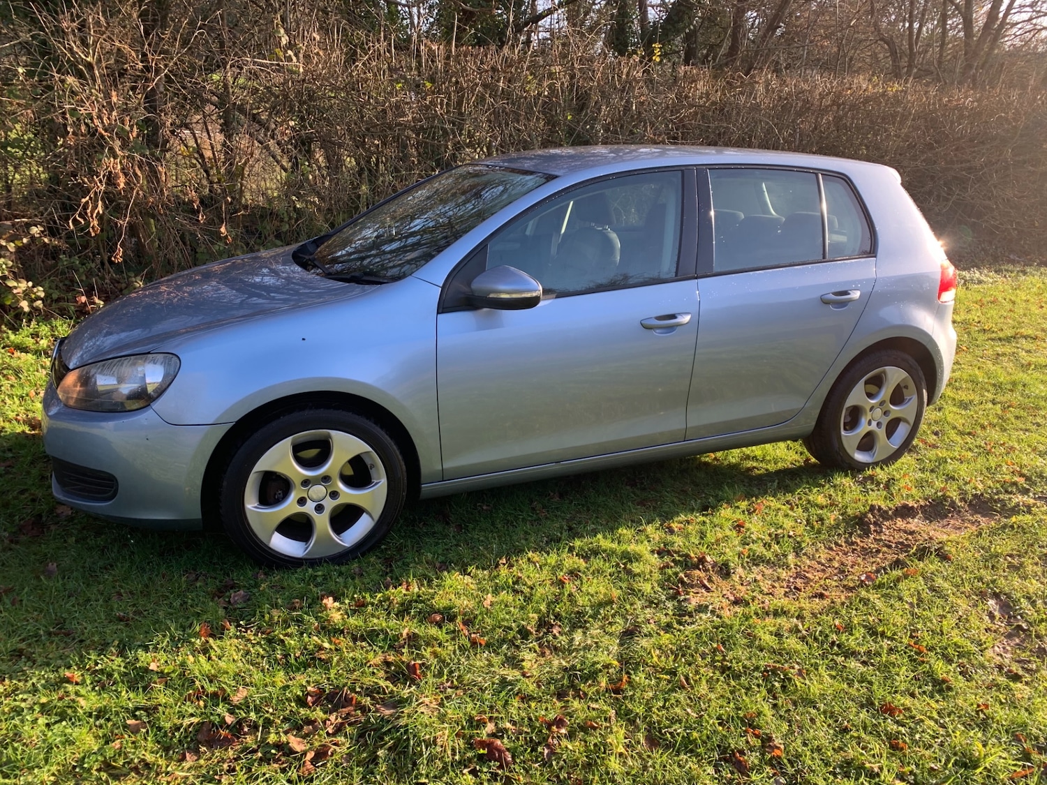 Used Volkswagen Golf 2010 for sale - 77013972: Photo 4