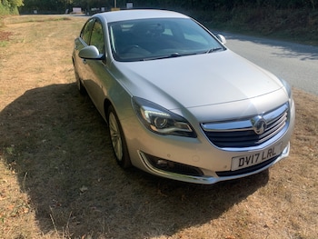 Used Vauxhall Insignia 2017 for sale - 79511199: Photo
