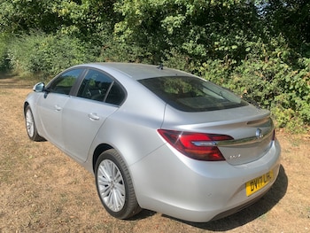Used Vauxhall Insignia 2017 for sale - 79511199: Photo