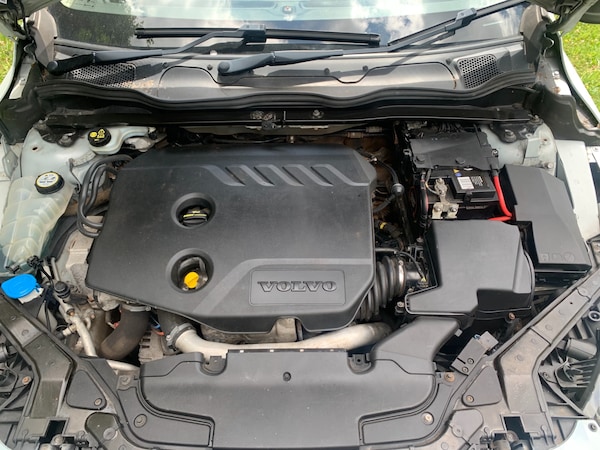 Used Volvo V40 2013 for sale - 75131125: Photo 11