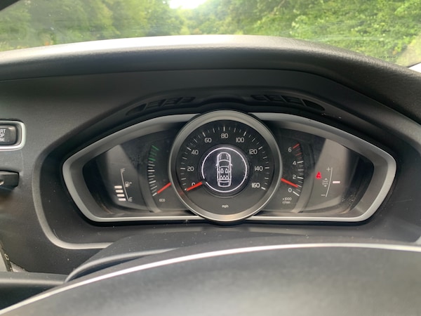 Used Volvo V40 2013 for sale - 75131125: Photo 12