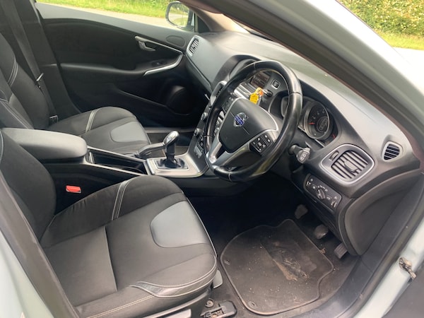 Used Volvo V40 2013 for sale - 75131125: Photo 13