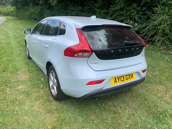 Used Volvo V40 2013 for sale - 75131125: Photo 4