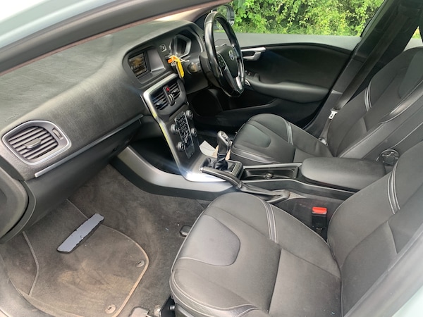 Used Volvo V40 2013 for sale - 75131125: Photo 8