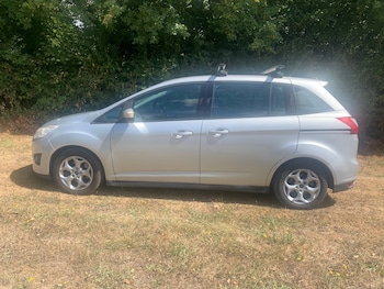 Used Ford Grand C-Max 2011 for sale - 79446586: Photo
