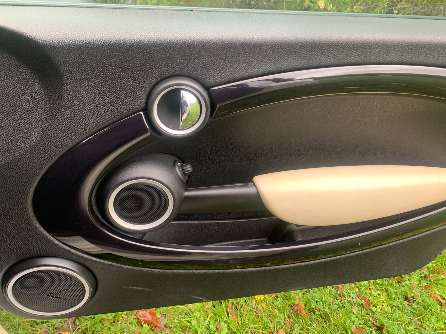 Used MINI Convertible 2009 for sale - 76547955: Photo 10