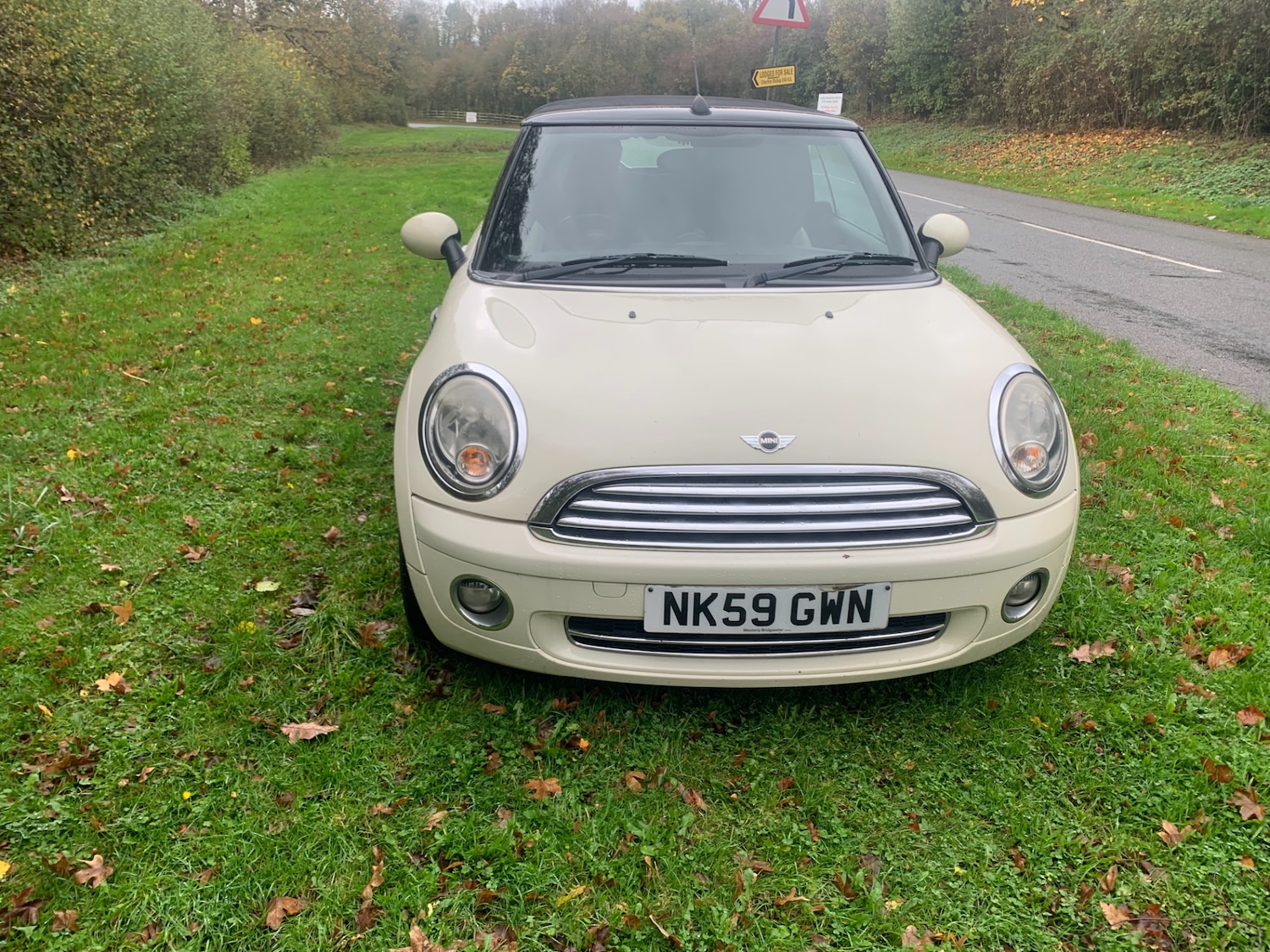 Used MINI Convertible 2009 for sale - 76547955: Photo 3