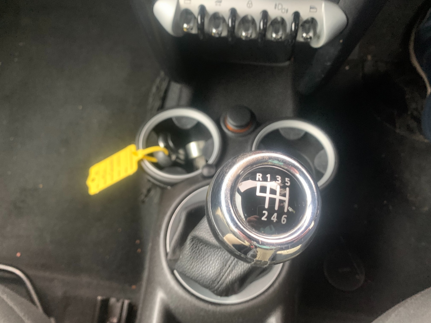 Used MINI Convertible 2009 for sale - 76547955: Photo 9