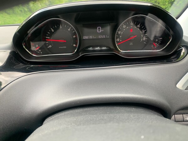 Used Peugeot 208 2014 for sale - 74630075: Photo 12