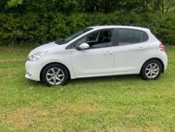 Used Peugeot 208 2014 for sale - 74630075: Photo