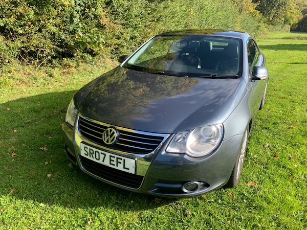 Used Volkswagen EOS 2007 for sale - 76242710: Photo 2