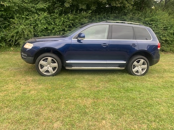 Used Volkswagen Touareg 2006 for sale - 75165651: Photo