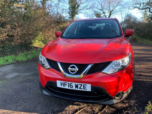 Used Nissan Qashqai 2016 for sale - 74970217: Photo 2