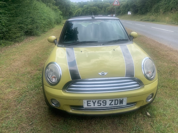 Used MINI Convertible 2009 for sale - 75283285: Photo 11