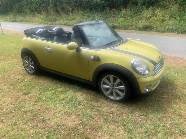 Used MINI Convertible 2009 for sale - 75283285: Photo 1