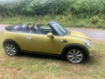 Used MINI Convertible 2009 for sale - 75283285: Photo