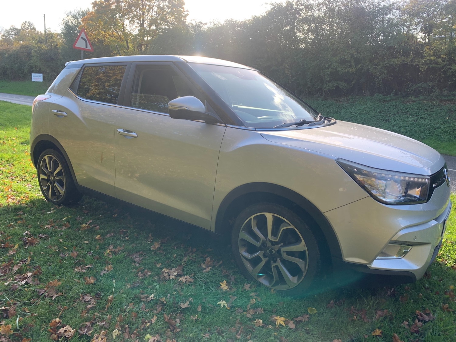 Used Ssangyong Tivoli 2015 for sale - 76374052: Photo 2