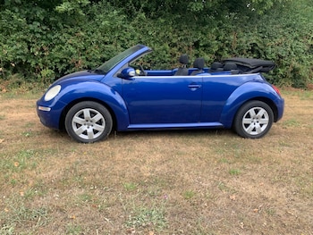 Used Volkswagen Beetle 2006 for sale - 79333778: Photo