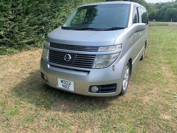 Used Nissan Elgrand  for sale - 75491357: Photo