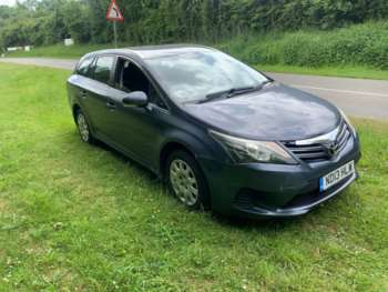 2013 (13) - 2.0 D-4D Active 5dr