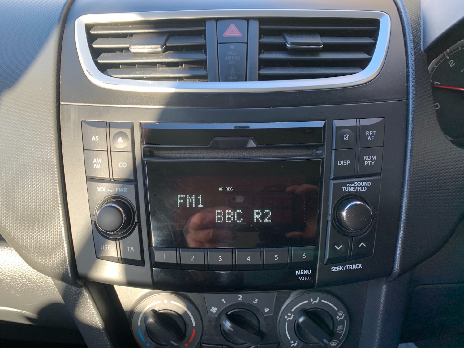 Used Suzuki Swift 2012 for sale - 77094561: Photo 12