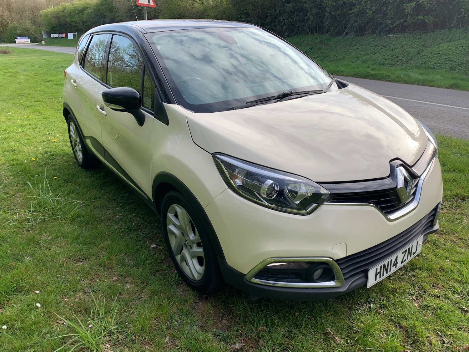 Used Renault Captur 2014 for sale - 78032137: Photo 1