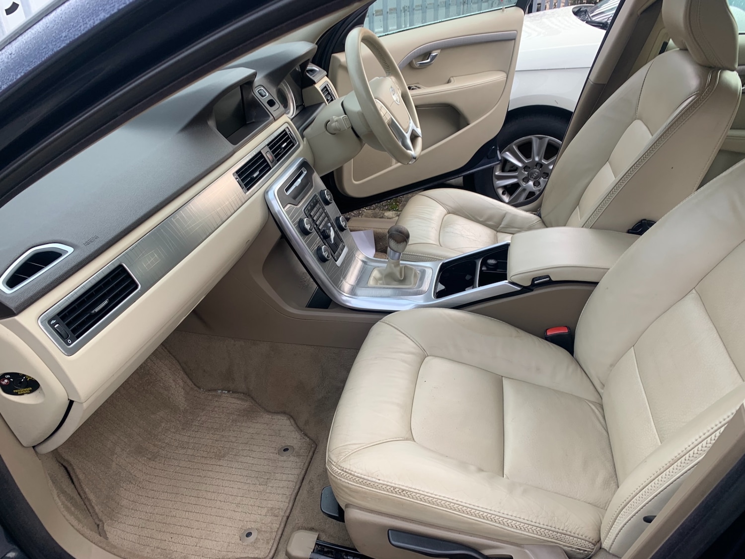 Used Volvo XC70 2013 for sale - 77404781: Photo 13