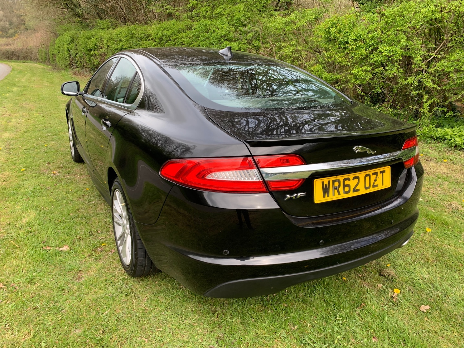 Used Jaguar XF 2013 for sale - 78078542: Photo 4