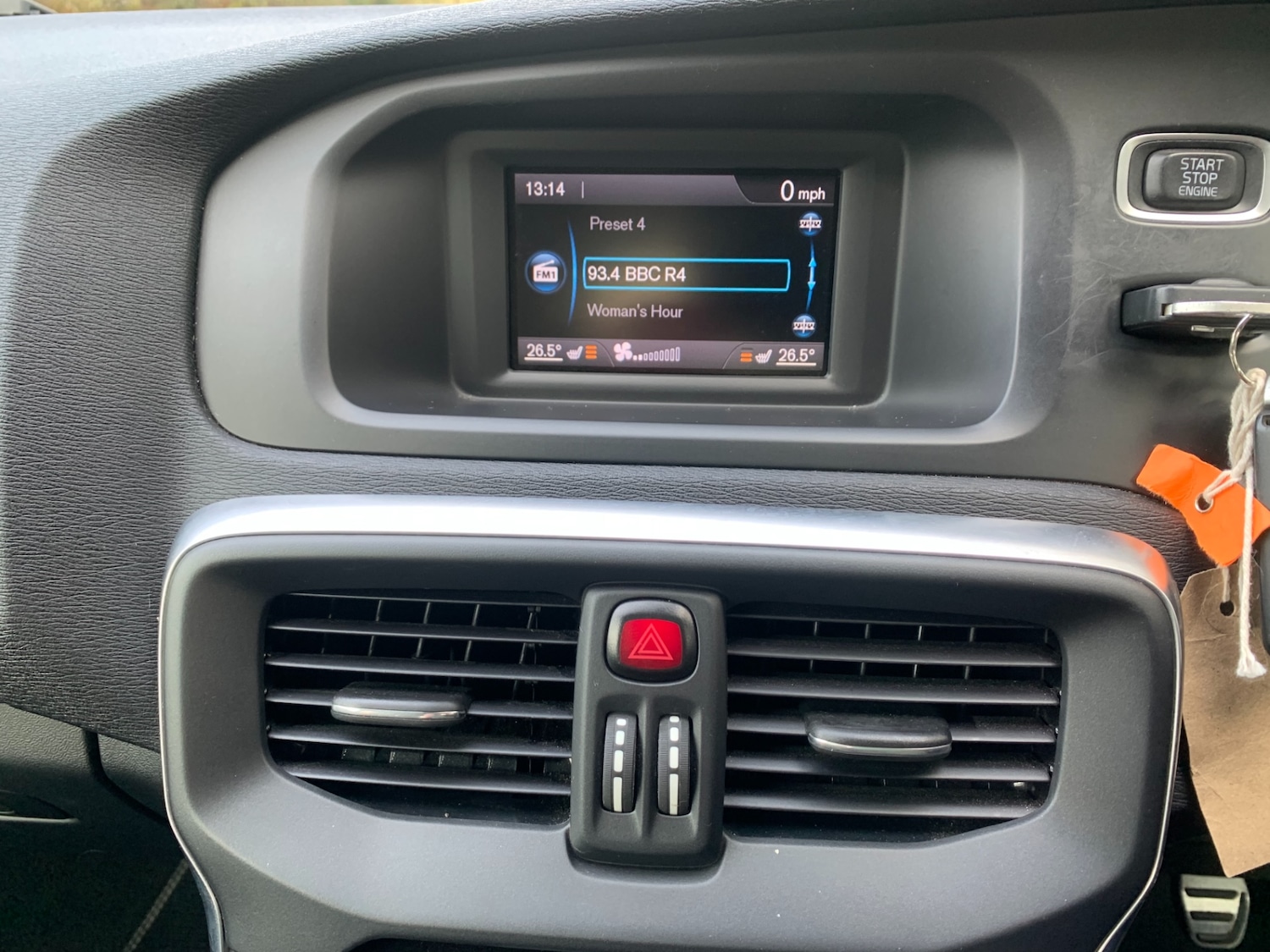 Used Volvo V40 2013 for sale - 77283245: Photo 12